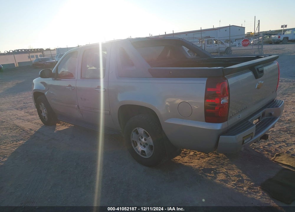 2007 CHEVROLET AVALANCHE 1500 LT VIN: 3GNEC12017G262557