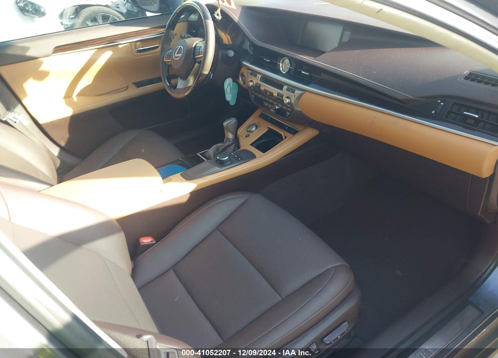2018 LEXUS ES 350 VIN: 58ABK1GG1JU098496