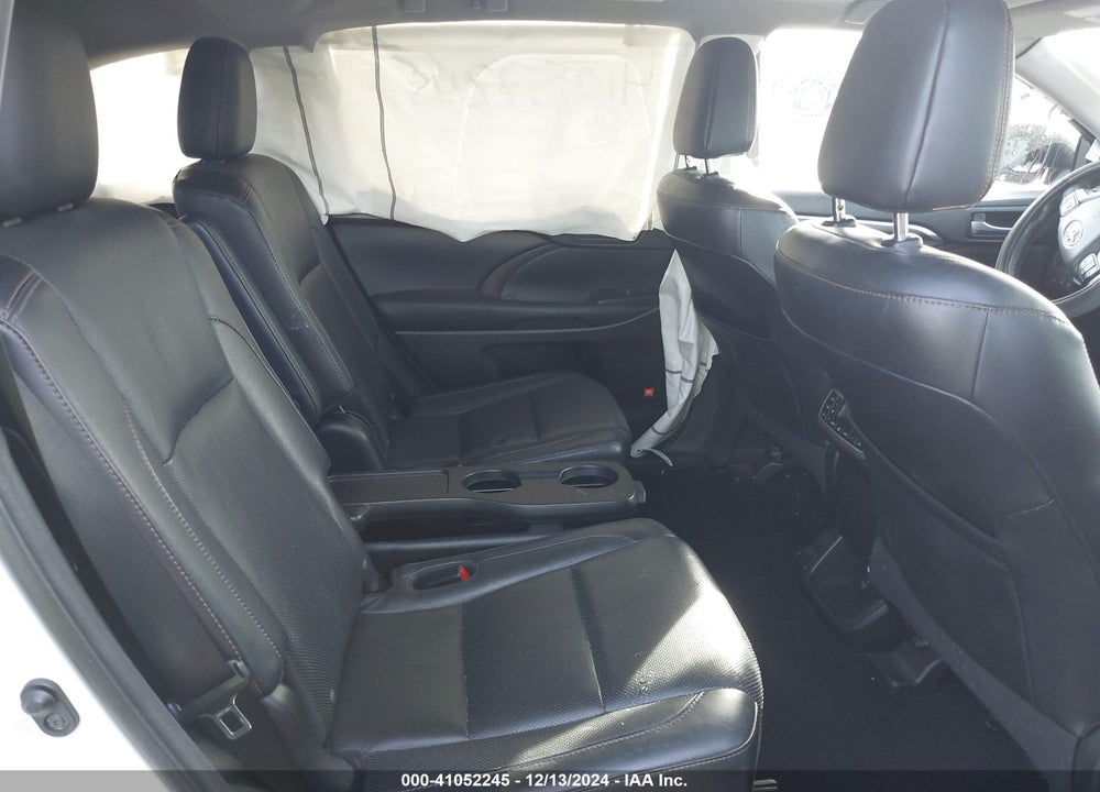 2016 TOYOTA HIGHLANDER LIMITED PLATINUM V6 VIN: 5TDDKRFH8GS298768