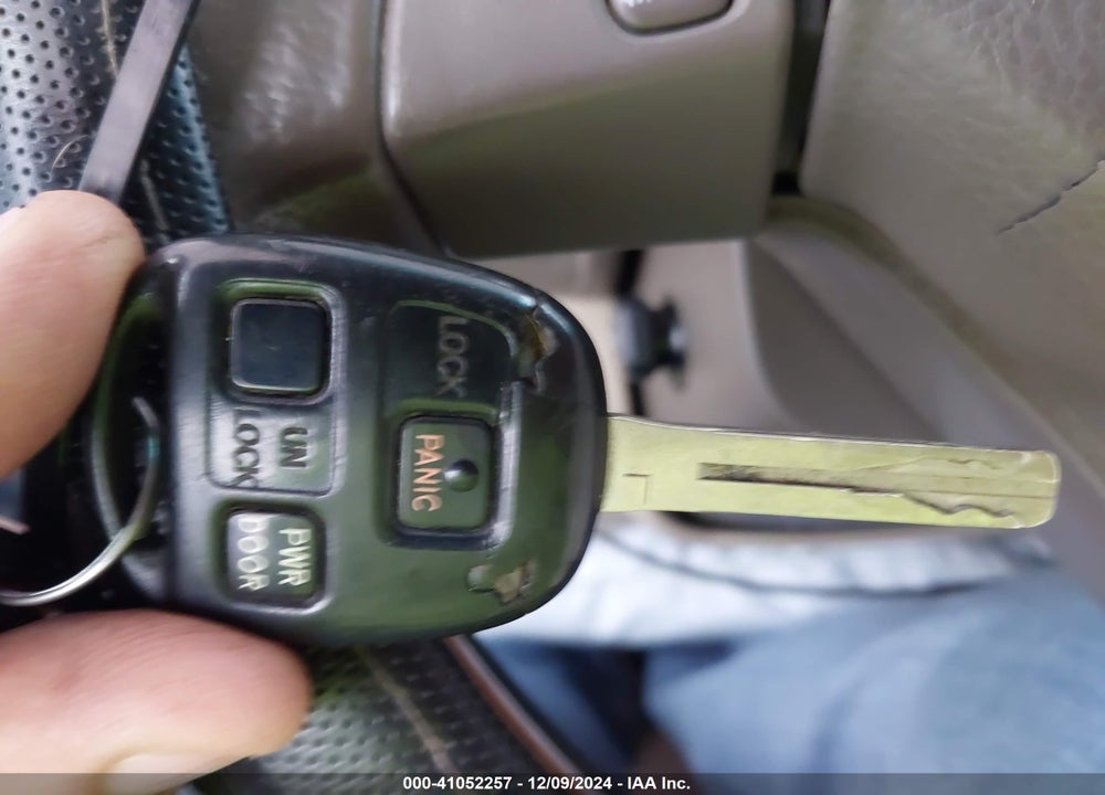 2004 LEXUS RX 330 VIN: 2T2HA31U54C017984
