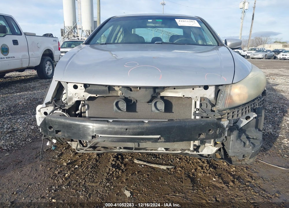 2010 HONDA ACCORD 2.4 EX VIN: 1HGCP2F71AA181938