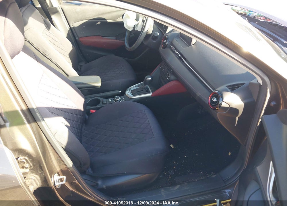 2016 MAZDA CX-3 TOURING VIN: JM1DKFC76G0136974