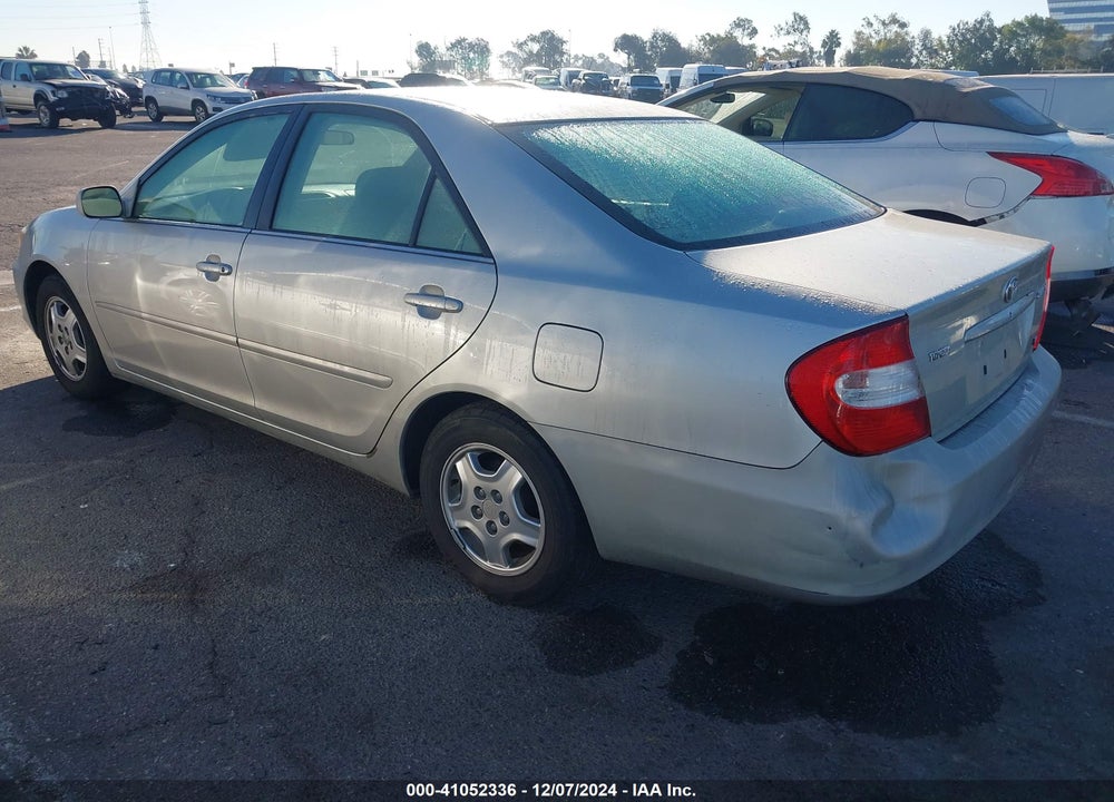 2002 TOYOTA CAMRY LE V6 VIN: 4T1BF30K82U003780