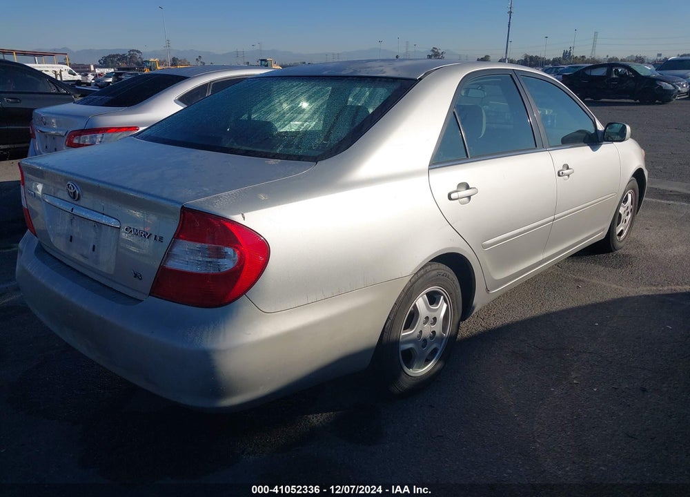 2002 TOYOTA CAMRY LE V6 VIN: 4T1BF30K82U003780