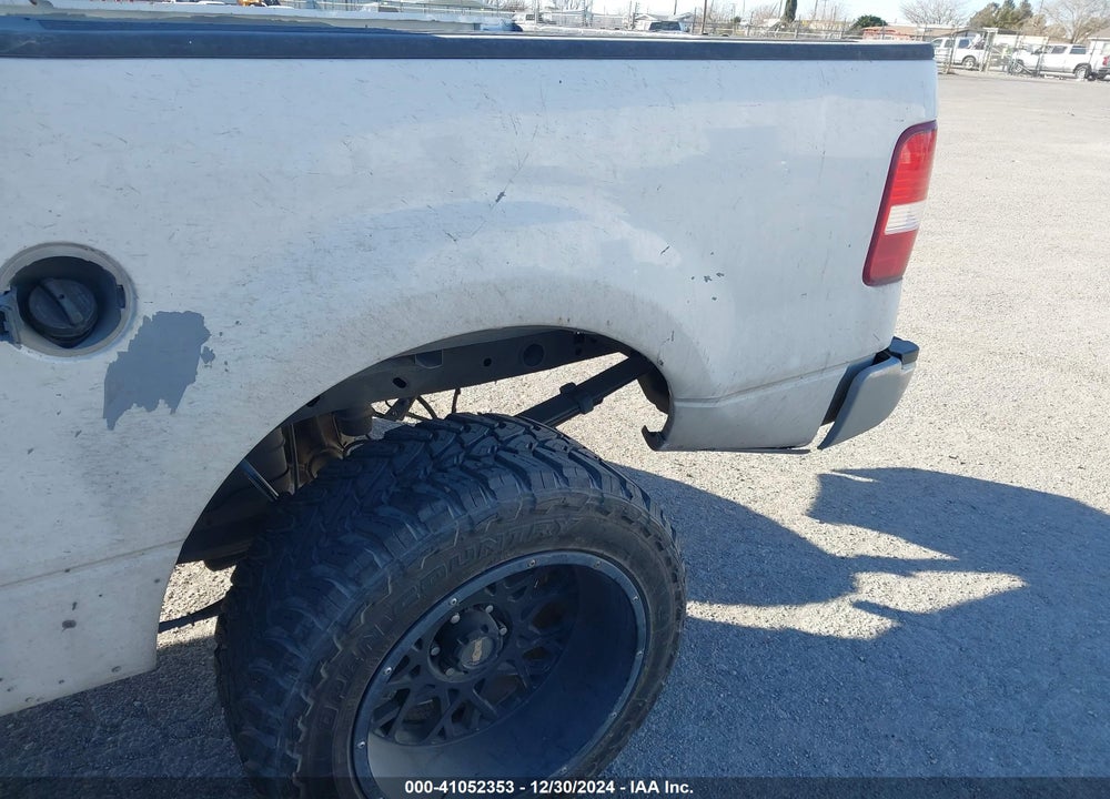 2005 FORD F-150 XLT VIN: 1FTRW12W85KC97897