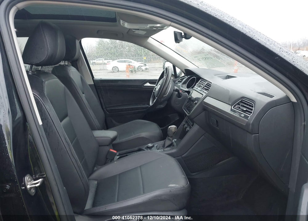 2020 VOLKSWAGEN TIGUAN 2.0T SE/2.0T SE R-LINE BLACK/2.0T SEL VIN: 3VV2B7AX4LM047803