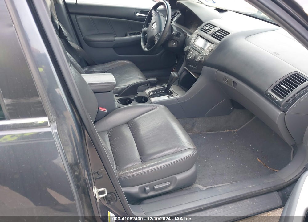2005 HONDA ACCORD 3.0 EX VIN: 1HGCM66585A044287