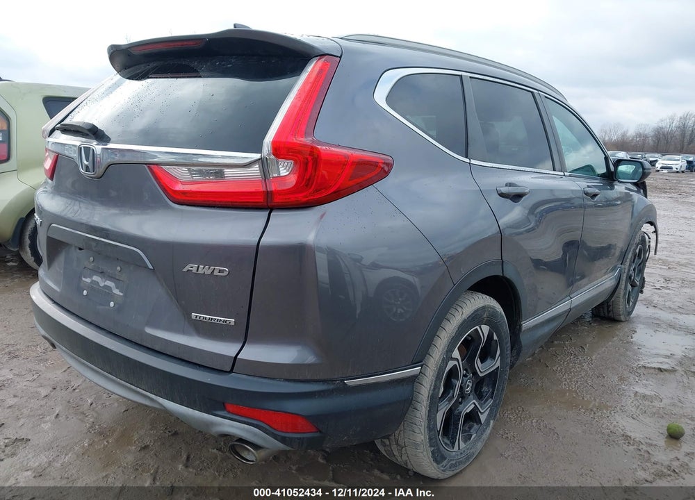 2018 HONDA CR-V TOURING VIN: 7FARW2H96JE032124