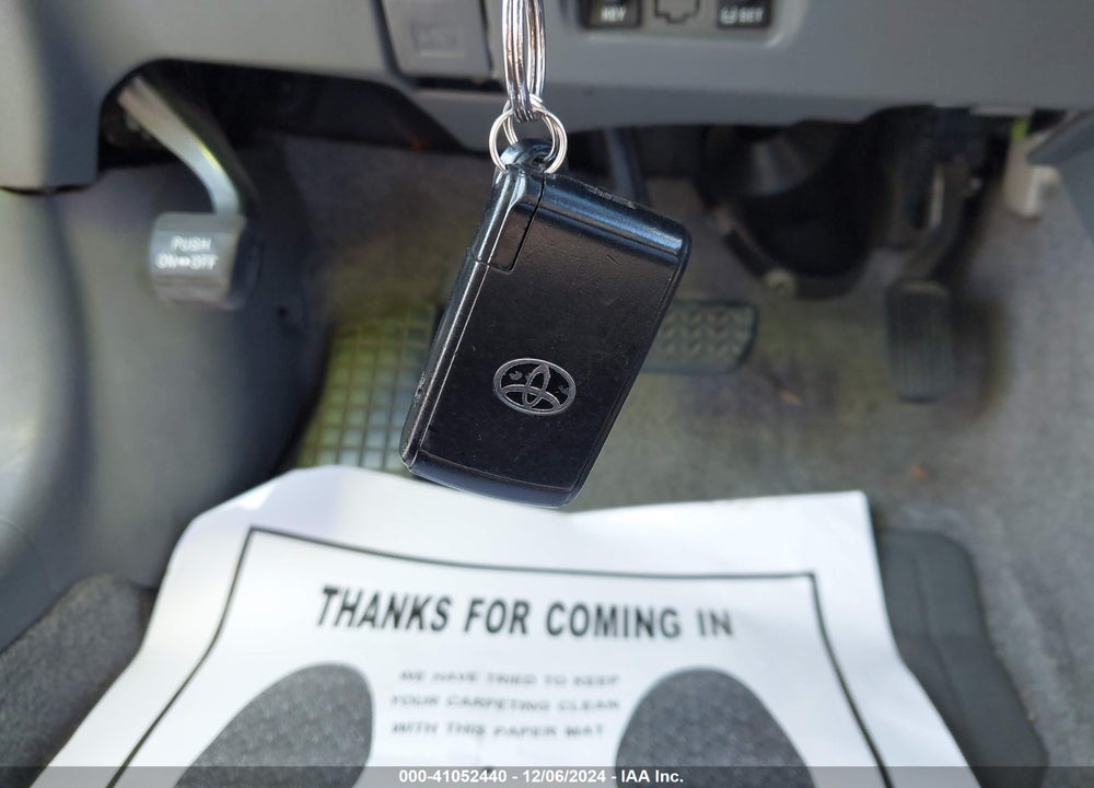 2008 TOYOTA PRIUS TOURING VIN: JTDKB20U387775297