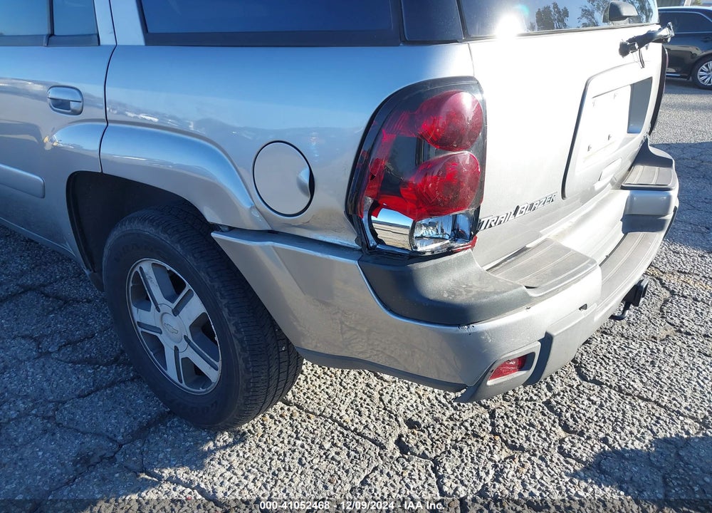 2004 CHEVROLET TRAILBLAZER LT VIN: 1GNDS13S242190660