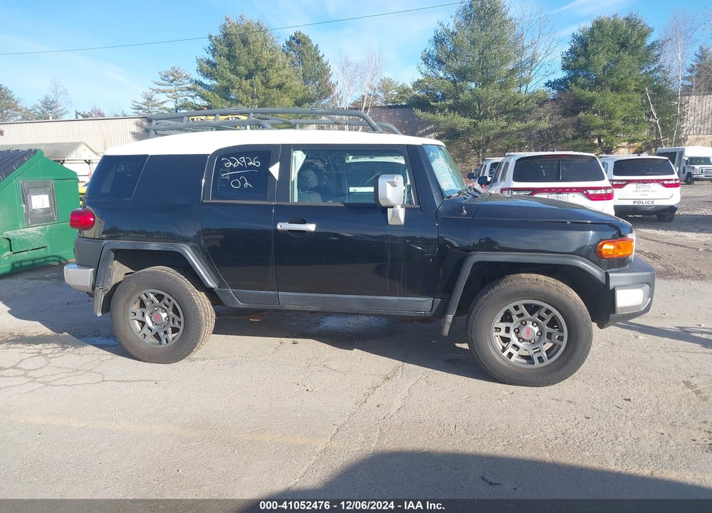 2007 TOYOTA FJ CRUISER VIN: JTEBU11FX70014273