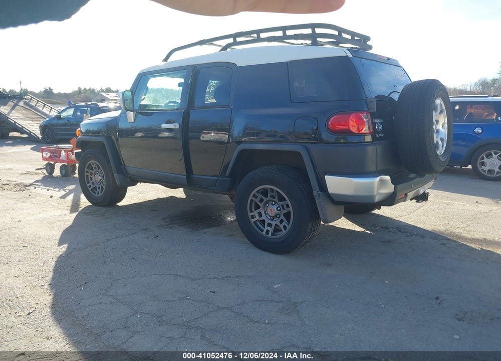 2007 TOYOTA FJ CRUISER VIN: JTEBU11FX70014273