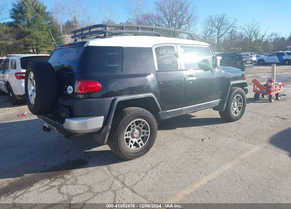 2007 TOYOTA FJ CRUISER VIN: JTEBU11FX70014273