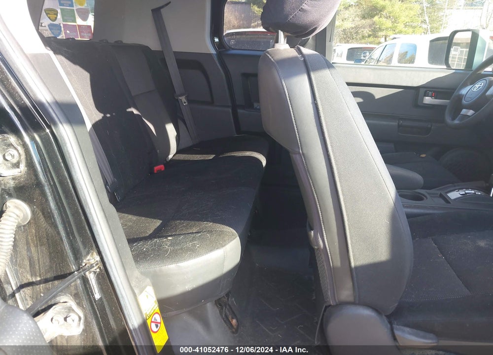 2007 TOYOTA FJ CRUISER VIN: JTEBU11FX70014273