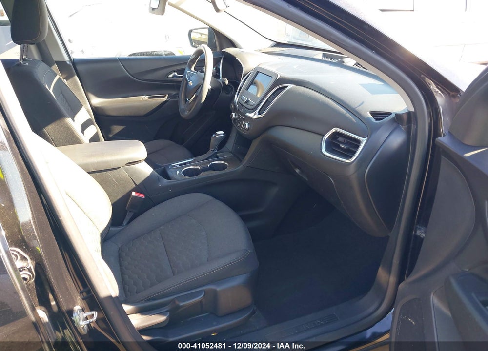 2019 CHEVROLET EQUINOX LT VIN: 2GNAXKEV6K6168520