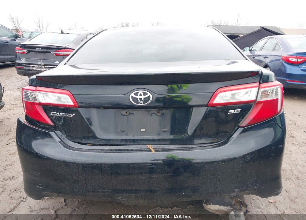 2014 TOYOTA CAMRY SE VIN: 4T1BF1FK2EU780696