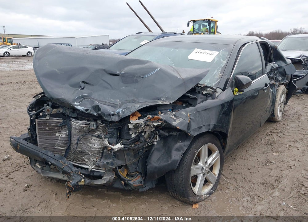 2014 TOYOTA CAMRY SE VIN: 4T1BF1FK2EU780696