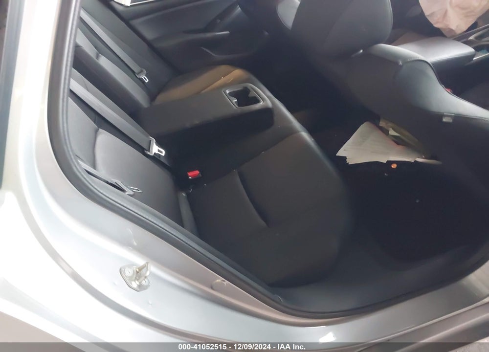 2019 HONDA ACCORD VIN: 1HGCV1F13KA136416