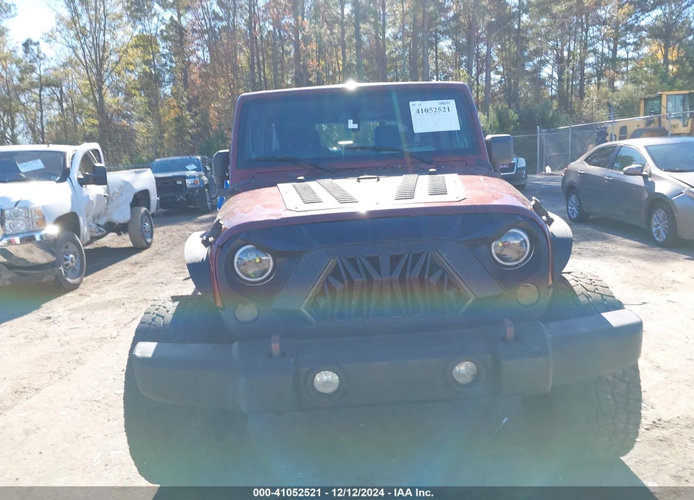 2010 JEEP WRANGLER UNLIMITED SAHARA VIN: 1J4HA5H18AL198993