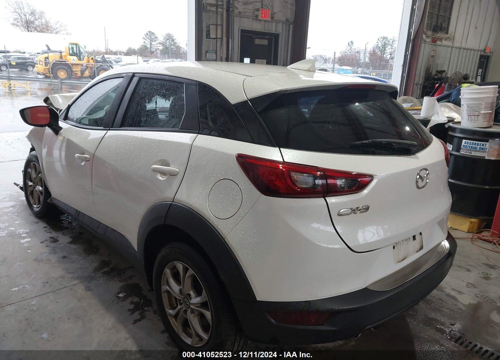 2018 MAZDA CX-3 SPORT VIN: JM1DKDB70J0305853