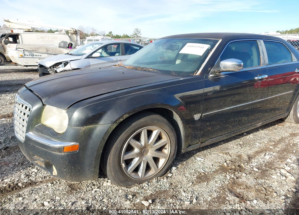 2007 CHRYSLER 300C VIN: 2C3KA63H47H826869
