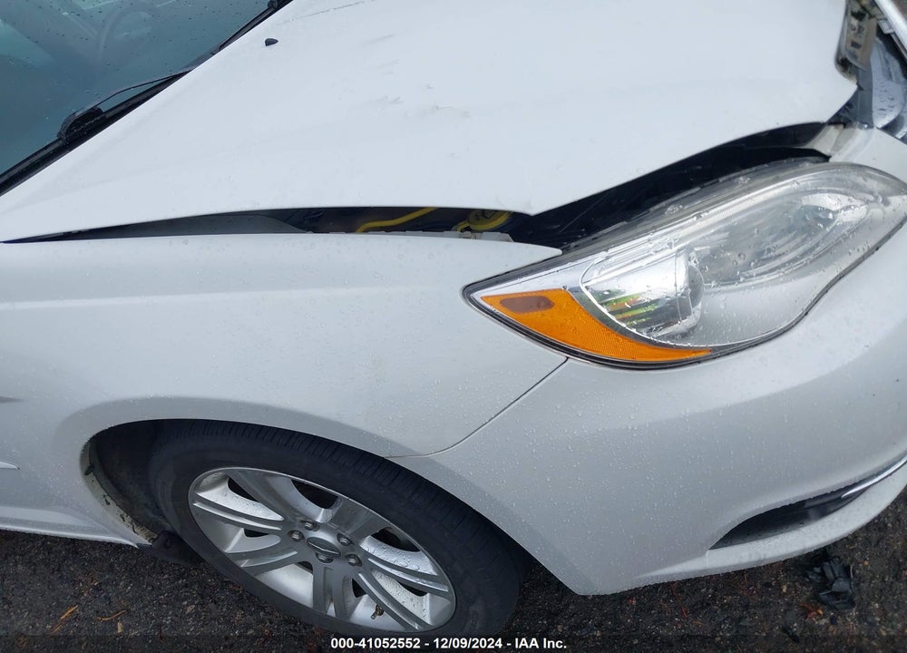 2012 CHRYSLER 200 TOURING VIN: 1C3CCBBG7CN240653