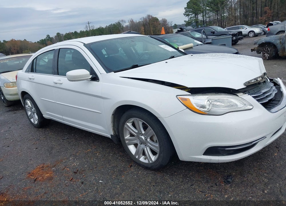 2012 CHRYSLER 200 TOURING VIN: 1C3CCBBG7CN240653