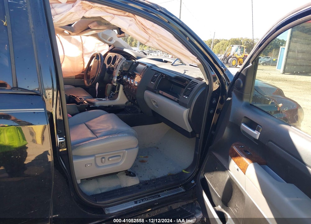 2011 TOYOTA TUNDRA CREWMAX LIMITED VIN: 5TFFY5F1XBX110337