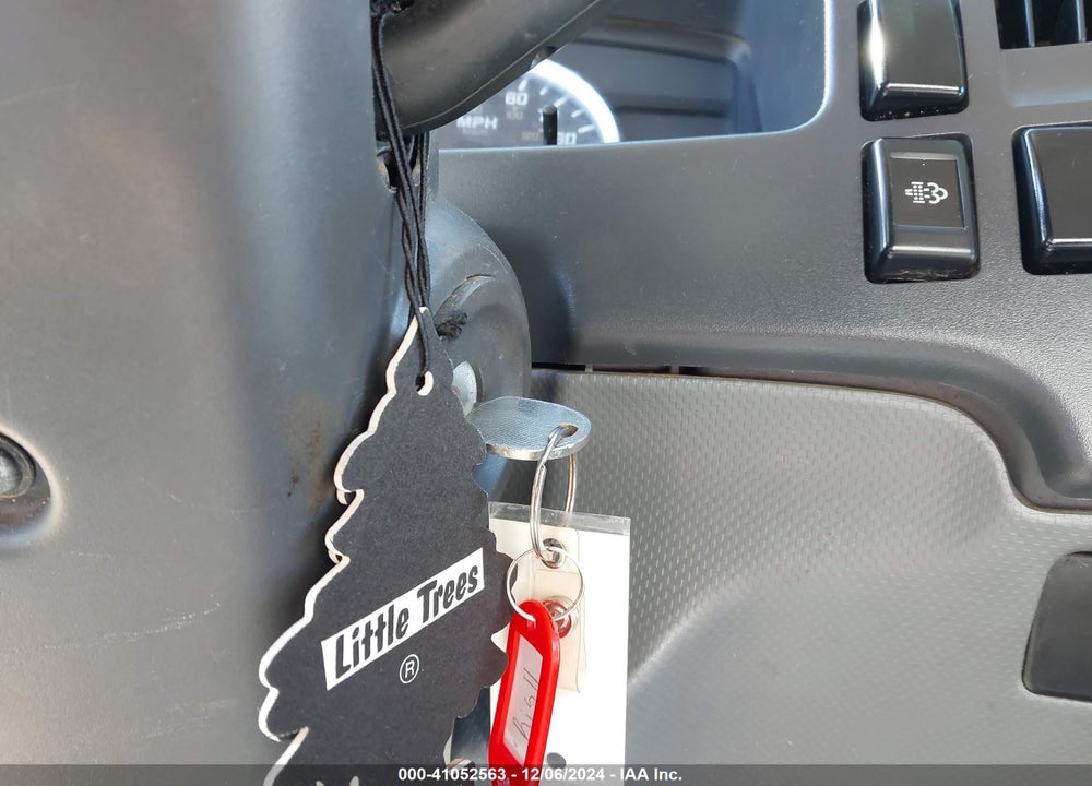 2016 ISUZU DSL REG AT VIN: JALE5W168G7302326