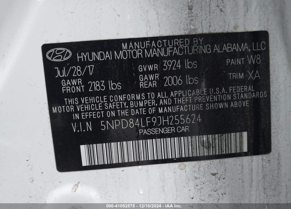 2018 HYUNDAI ELANTRA VIN: 5NPD84LF9JH255624