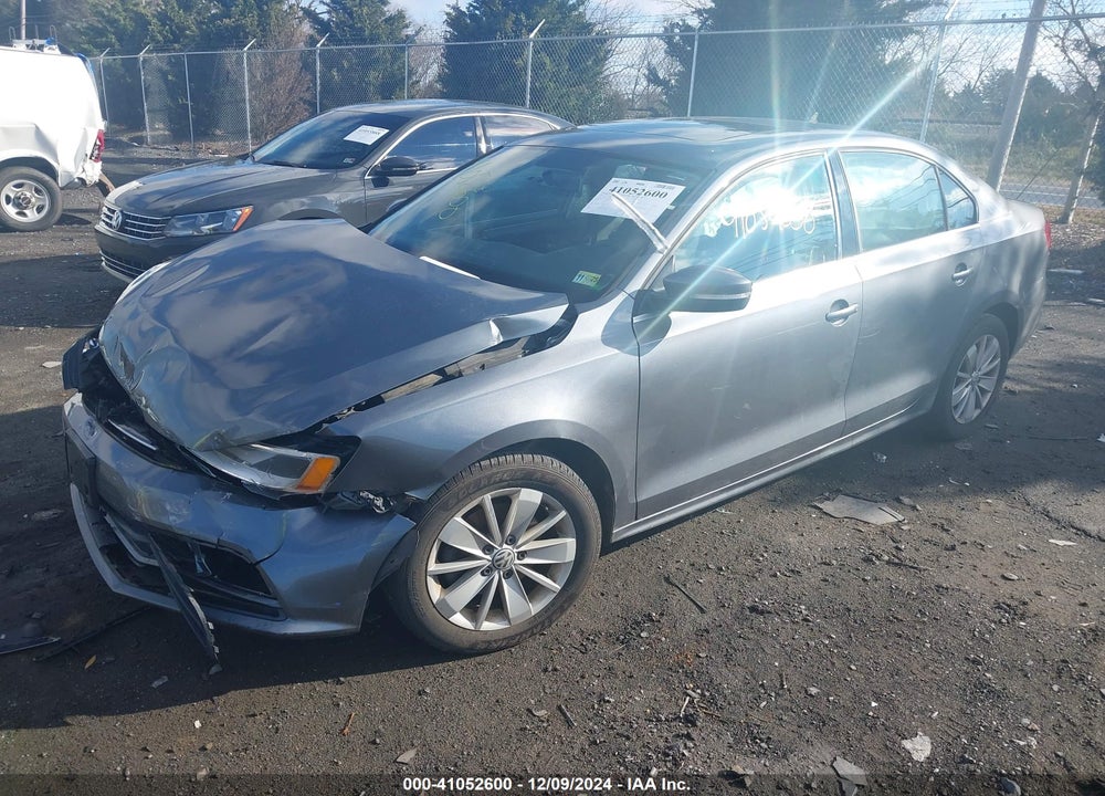 2015 VOLKSWAGEN JETTA 1.8T SE VIN: 3VWD07AJ9FM284040