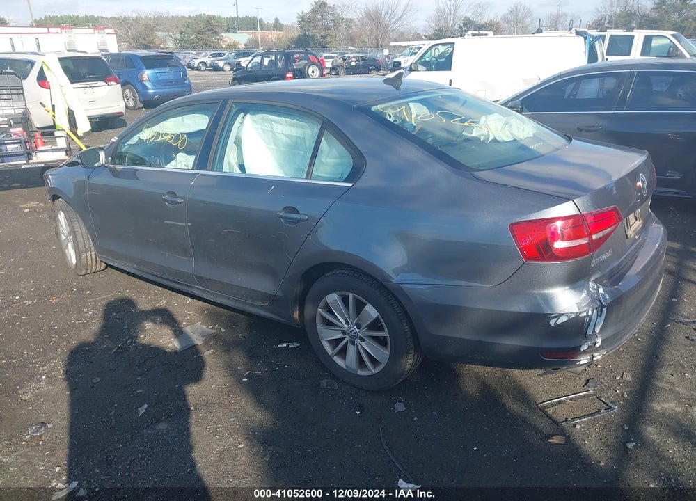 2015 VOLKSWAGEN JETTA 1.8T SE VIN: 3VWD07AJ9FM284040