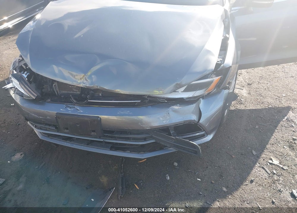 2015 VOLKSWAGEN JETTA 1.8T SE VIN: 3VWD07AJ9FM284040