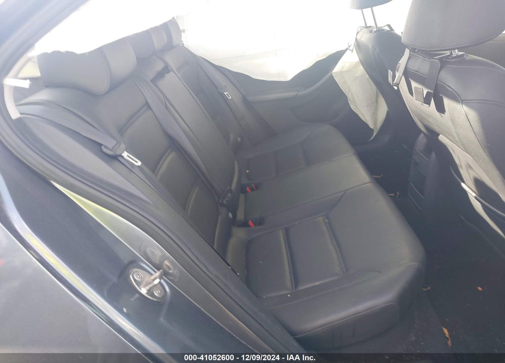 2015 VOLKSWAGEN JETTA 1.8T SE VIN: 3VWD07AJ9FM284040