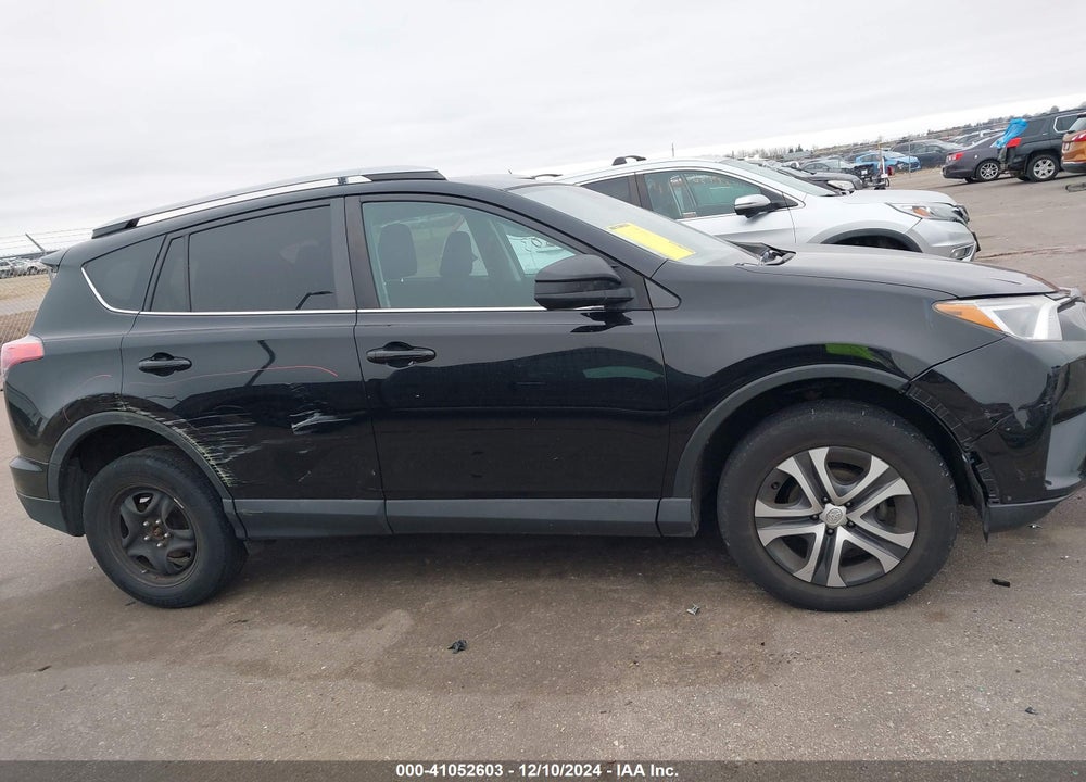 2017 TOYOTA RAV4 LE VIN: 2T3BFREV7HW616821