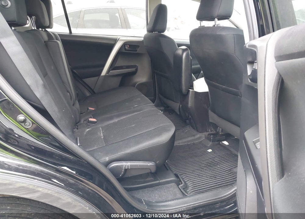 2017 TOYOTA RAV4 LE VIN: 2T3BFREV7HW616821