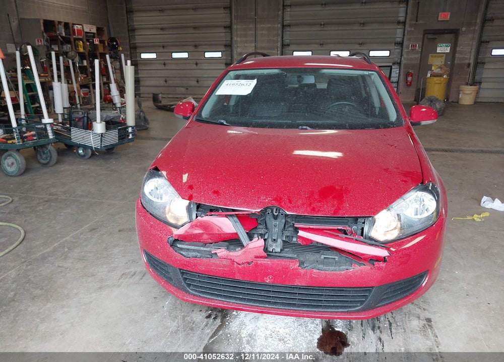 2011 VOLKSWAGEN JETTA SPORTWAGEN 2.0L TDI VIN: 3VWPL7AJ0BM633827