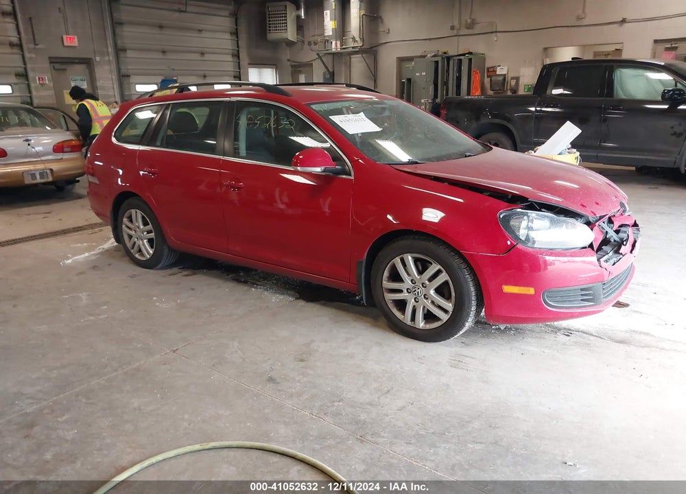 2011 VOLKSWAGEN JETTA SPORTWAGEN 2.0L TDI VIN: 3VWPL7AJ0BM633827
