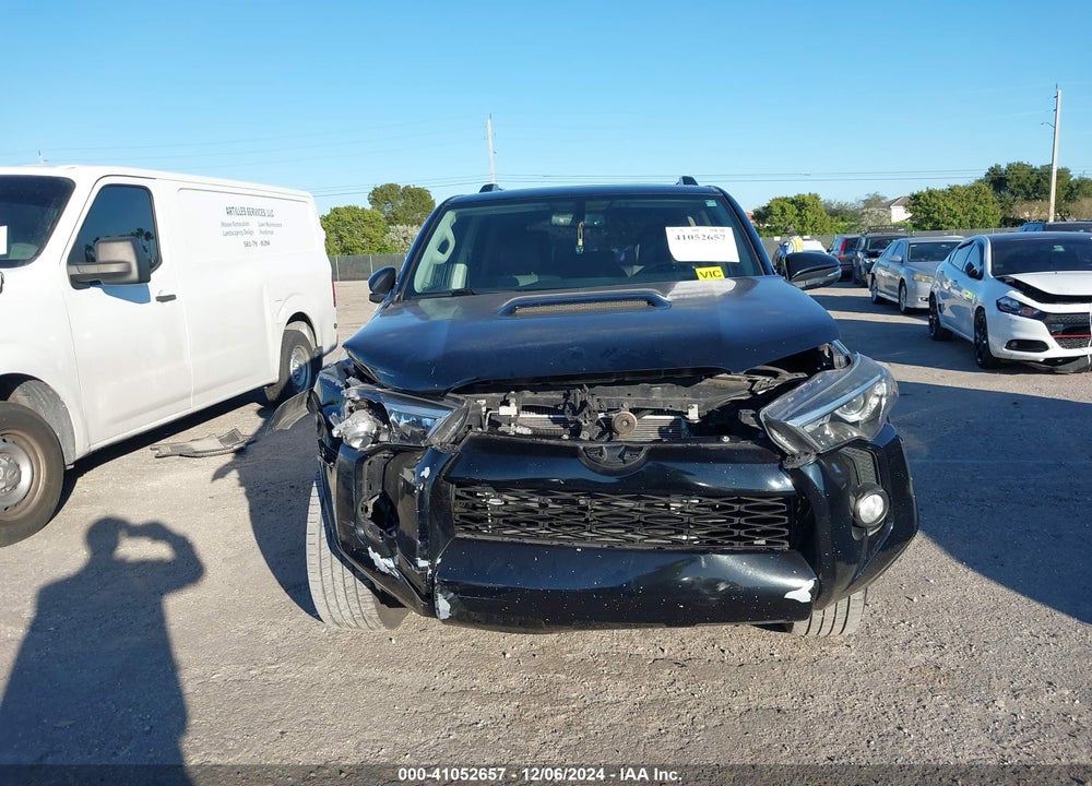 2019 TOYOTA 4RUNNER SR5 PREMIUM VIN: JTEZU5JR2K5204225