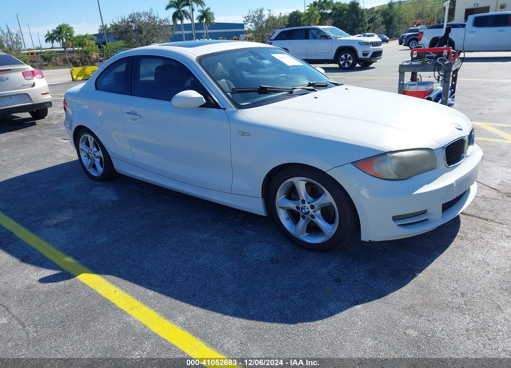 2009 BMW 128I VIN: WBAUP73589VK76551