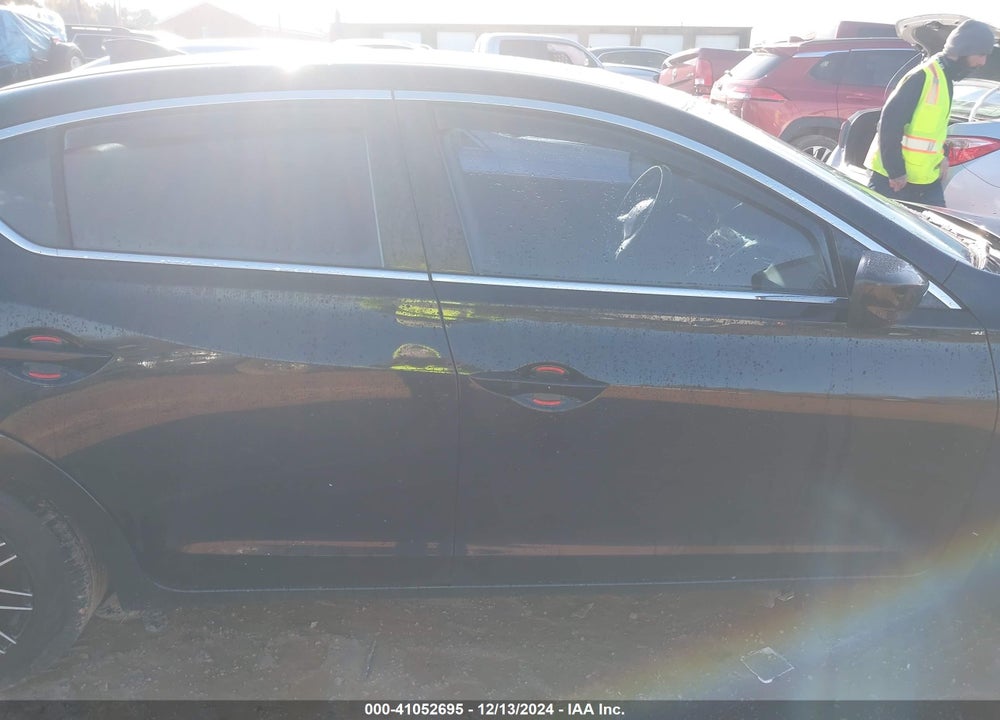 2018 ACURA ILX WATCH PLUS PACKAGE VIN: 19UDE2F3XJA005106