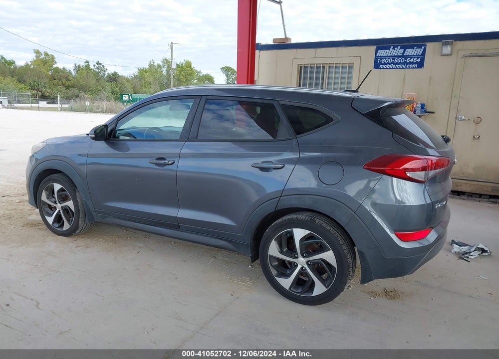 2016 HYUNDAI TUCSON SPORT VIN: KM8J33A28GU208977