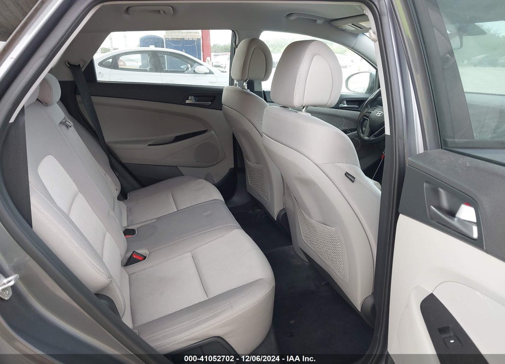 2016 HYUNDAI TUCSON SPORT VIN: KM8J33A28GU208977