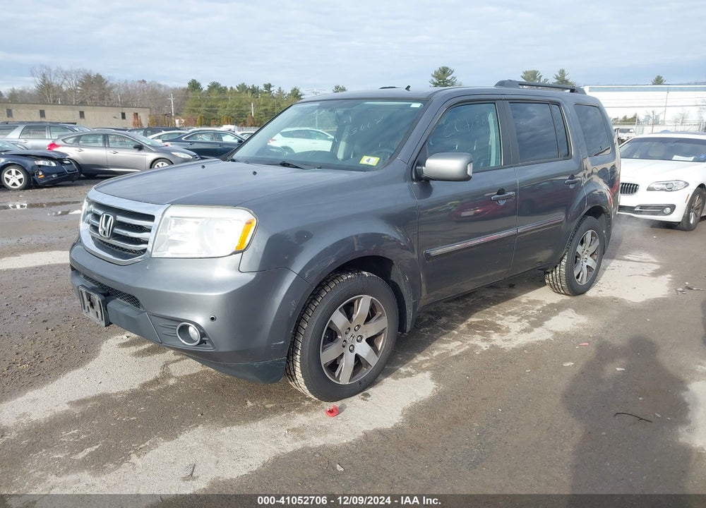 2013 HONDA PILOT VIN: 5FNYF4H93DB008032