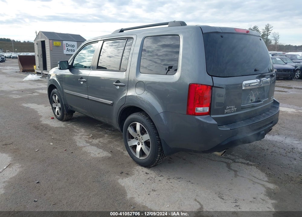 2013 HONDA PILOT VIN: 5FNYF4H93DB008032