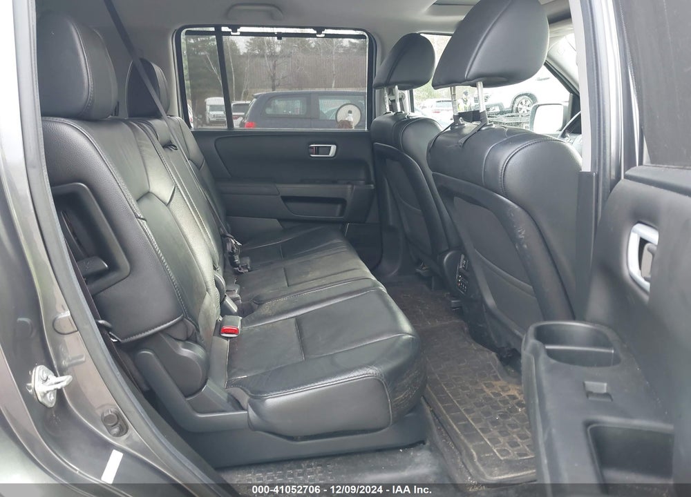 2013 HONDA PILOT VIN: 5FNYF4H93DB008032