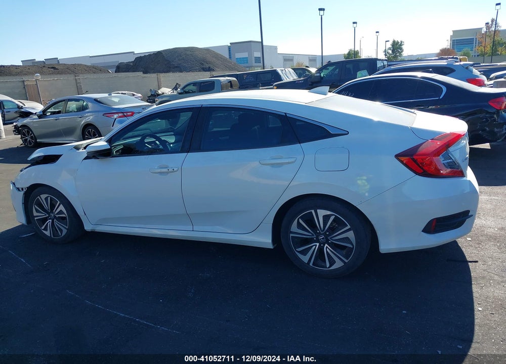 2018 HONDA CIVIC EX VIN: 2HGFC2F77JH525167