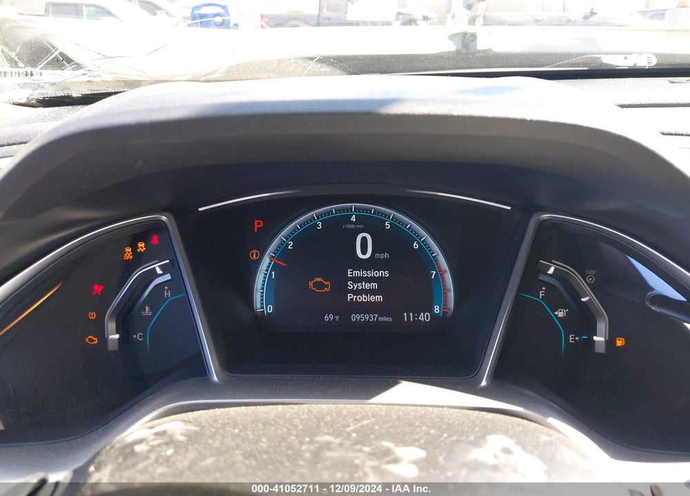 2018 HONDA CIVIC EX VIN: 2HGFC2F77JH525167