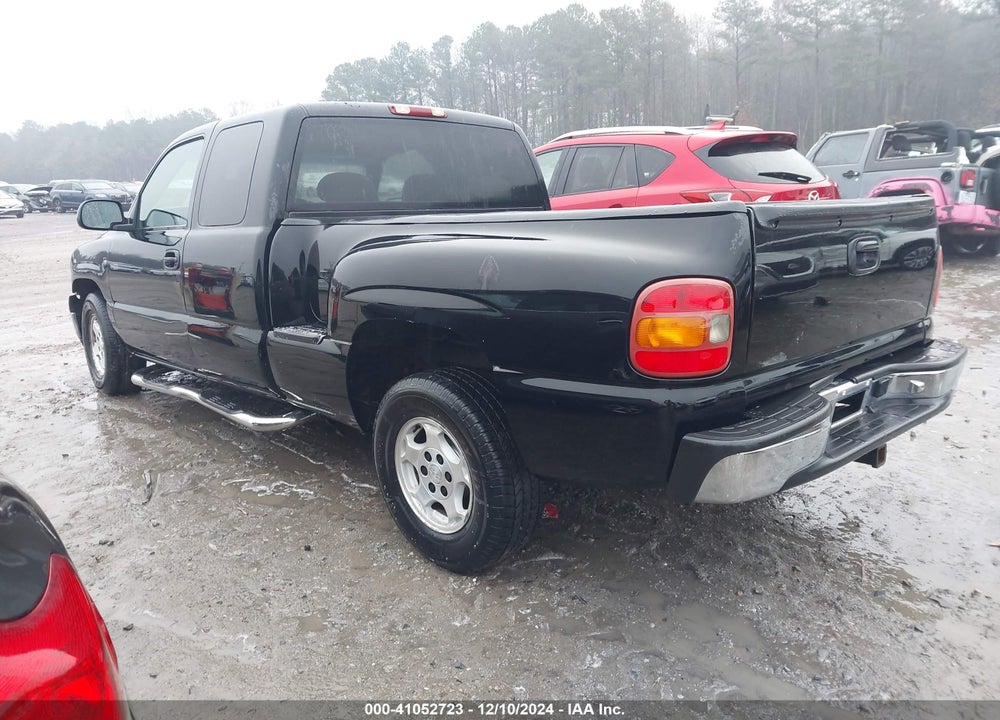 2000 CHEVROLET SILVERADO 1500 LS VIN: 2GCEC19T6Y1147164