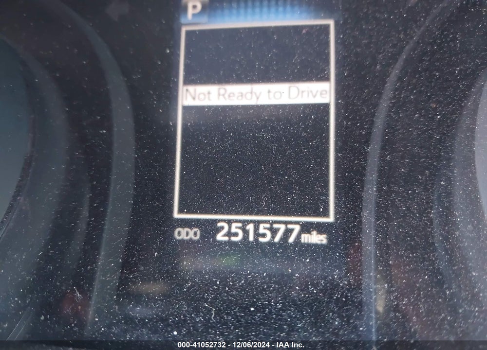 2018 TOYOTA CAMRY LE VIN: 4T1B11HK2JU153146